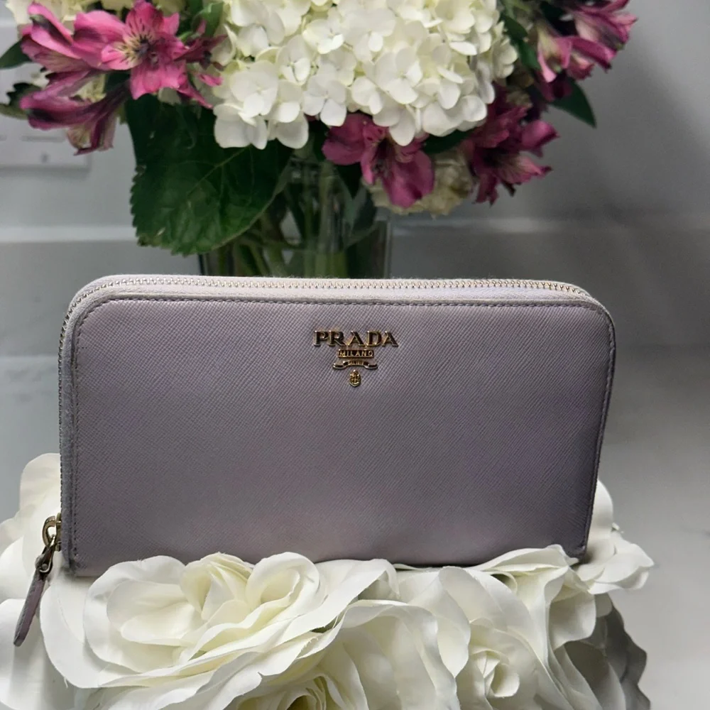 Prada Saffiano Continental Wallet in Lilac Full Inclusion EUC
